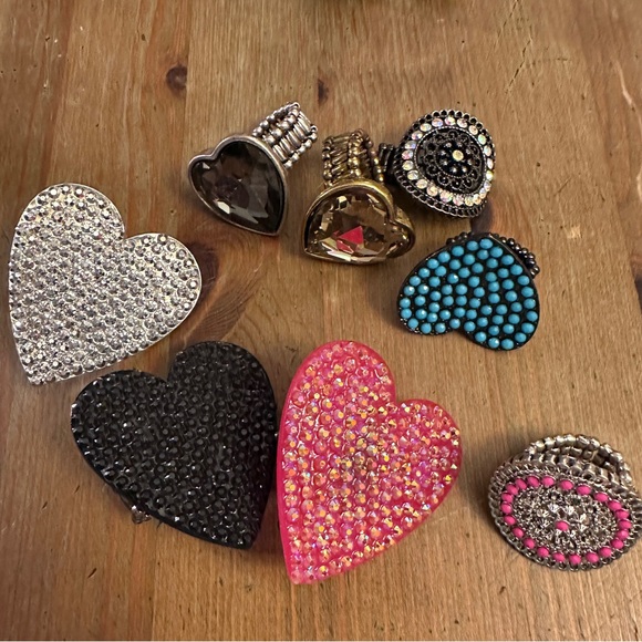 Statement Ring Set costume Jewelry Hearts Bling Crystals Pink Black White Blue - Picture 7 of 10